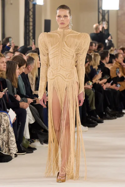 Look 22